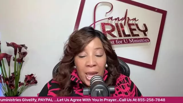 Sandra Riley - Dont Worry God Is Faithful